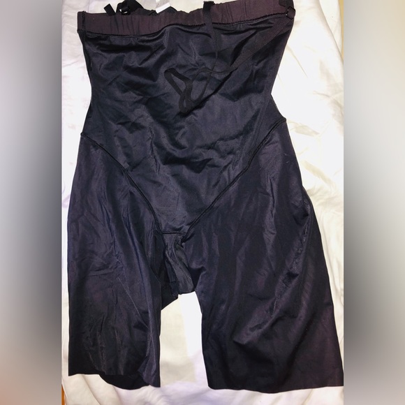 🌹🌹Maidenform Flexees women’s Cool Comfort High Waist Thigh Slimmer Size M🌹🌹 - Picture 8 of 9